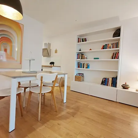 Vista Di Apartment